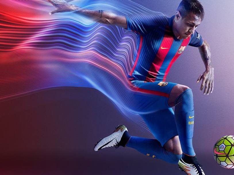 Neymar con la nuova divisa del Barcellona